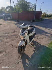 Sym Jet 4 skuter 50cc 2016r . Czterosów . ZAREJESTROWNAY ,