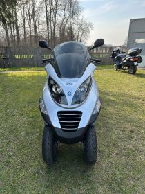 Piaggio MP3 125 cm na kategorię B