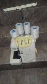 Sprzedam Maszyne do szycia Overlock