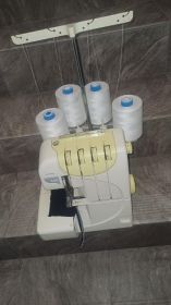 Sprzedam Maszyne do szycia Overlock