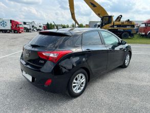 Hyundai i30 1.4 BENZYNA Klimatyzacja Nawigacja Ledy...