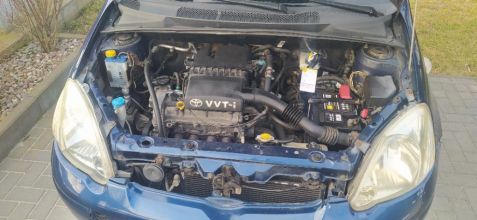 Toyota Yaris 2005 1.0 benzyna + LPG