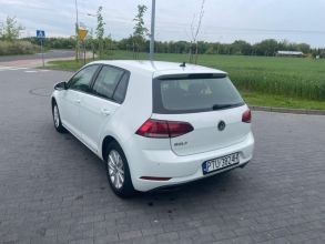 Volkswagen Golf VII