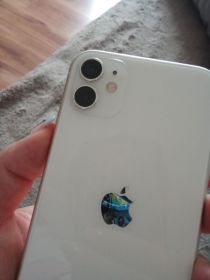 Sprzedam iPhone 11