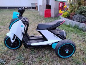 Pojazd na akumulator, quad trojkołowiec
