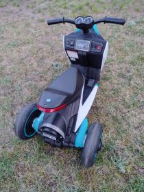Pojazd na akumulator, quad trojkołowiec