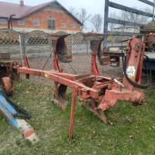 PŁUG 3-skibowy
