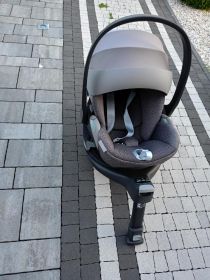 Fotelik samochodowy cybex obrotowy