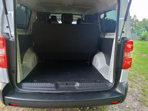 Opel vivaro 9 osób