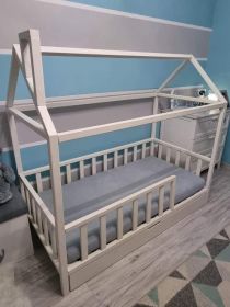 Sprzedam domek lozko 80×160 z materacem