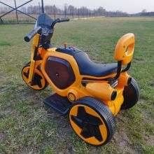 Motorek na baterie