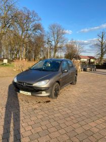Peugot 206 1.4 benzyna