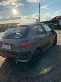 Peugot 206 1.4 benzyna