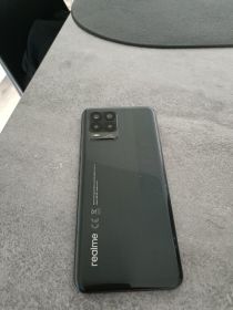 Realme 8
