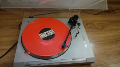 Gramofon Grundig Direct Drive Automatic