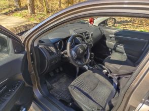 Sprzedam mitsubishi asx 1 8did 150koni...
