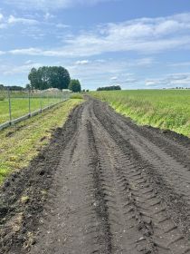 Sprzedam działkę budowlaną w Obrzebinie