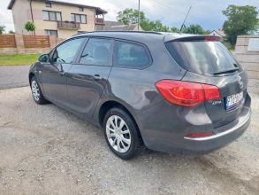 Opel Astra J 1.6 CDTI lift 2015 bogata polecam