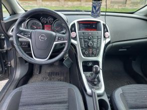 Opel Astra J 1.6 CDTI lift 2015 bogata polecam