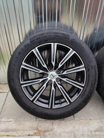 Oryginalne alufelgi Volvo 19 cali z oponami