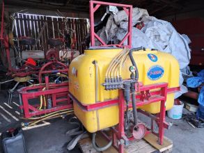 Opryskiwacz Biardzki 600l belka 15m