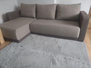 Narożnik i stolik kawowy
