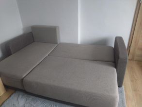 Narożnik i stolik kawowy