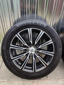 Alufelgi 19 cali z oponami oryginał Volvo 5x108