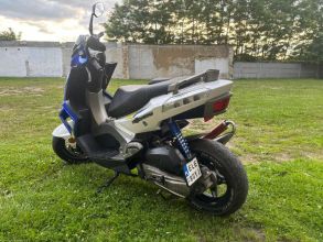 Skuter Keeway Hacker