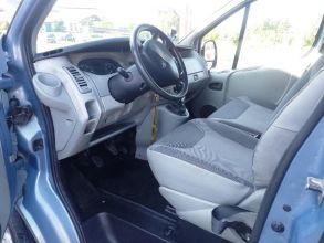 Renault Trafic 2.0 DCI rok 2009