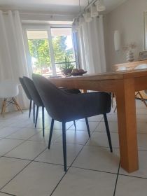 Sprzedam krzesla