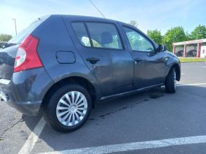 Dacia sandero 1.4 gaz.rok 2010.