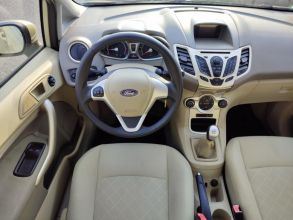 Ford Fiesta MK7 1,25 Benzyna *Ghia * Titanum * Jasne...