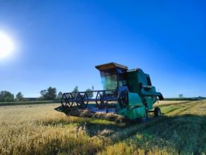 Sprzedam kombajn John Deere