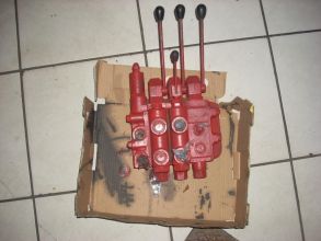 Rozdzielacz hydrauliki