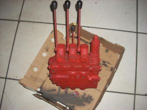 Rozdzielacz hydrauliki