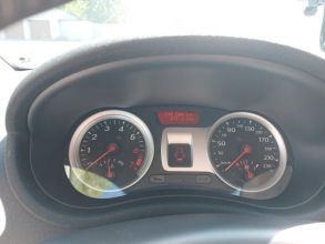 Sprzedam Renault Clio 1,2 2010 rok klimatronik gaz