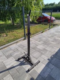 ławka pozioma i stojaki