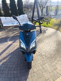 Skuter Zipp 125 gp