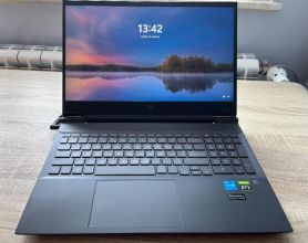 Sprzedam laptopa gamingowego