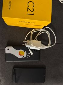 Realme C21