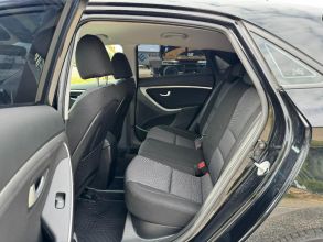 Hyundai i30 1.4 BENZYNA Klimatronik Nawigacja Ledy Kamera...