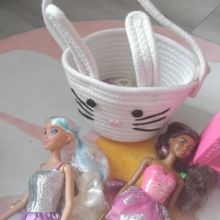 Zestaw zabawek lalki Barbie mebelki I inne