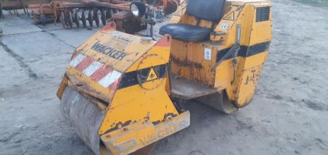 Walec Wał Drogowy Budowlany Wibracyjny 1500 kg WACKER
