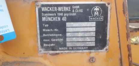 Walec Wał Drogowy Budowlany Wibracyjny 1500 kg WACKER