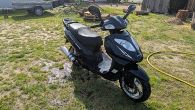 Skuter marki torq