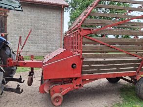 Przyczepa zbierająca do siana Pottinger