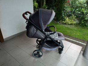 Sprzedam wózek spacerowy