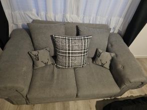 Kanapa pikowana szara