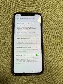 Apple iPhone X 64 GB + etui bez blokady